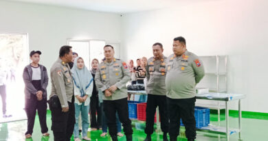Irwasda Polda Jatim dan Kapolres Pasuruan Tinjau SPPG Polri di Wonorejo