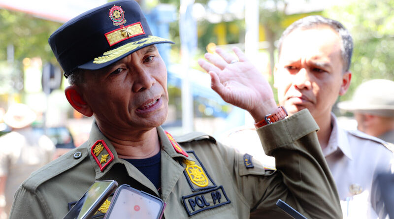 Pemkab Jember Gencarkan Penertiban Reklame Ilegal