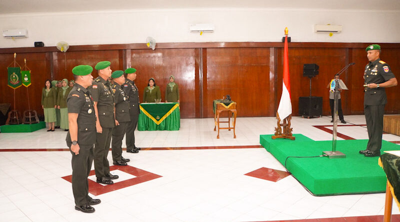 Danrem 072/Pamungkas Pimpin Sertijab Kasrem dan Kasipers