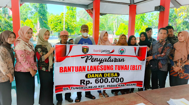 6 KPM Desa Tungkulrejo Terima BLT DD Tahap I 2026 dari Pemerintah Desa