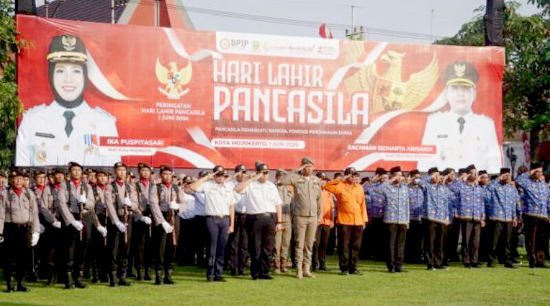 Pimpin Upacara Hari Lahir Pancasila, Ning Ita: Pancasila Jangkar Moral Hadapi Turbulensi Global