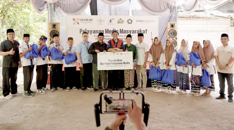 Sasar 590 Warga dan Santri, YBSI dan Djarum Foundation Gelar Layanan Kesehatan Gratis di Ngawi