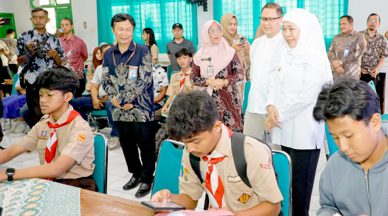 Puluhan Ribu Calon Murid Lolos Tahap 3 SPMB Jatim, Khofifah Ingatkan Segera Daftar Ulang